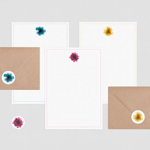 Three Flowers Letter Writing Set